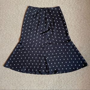 {LOFT} Petite Fluted Skirt